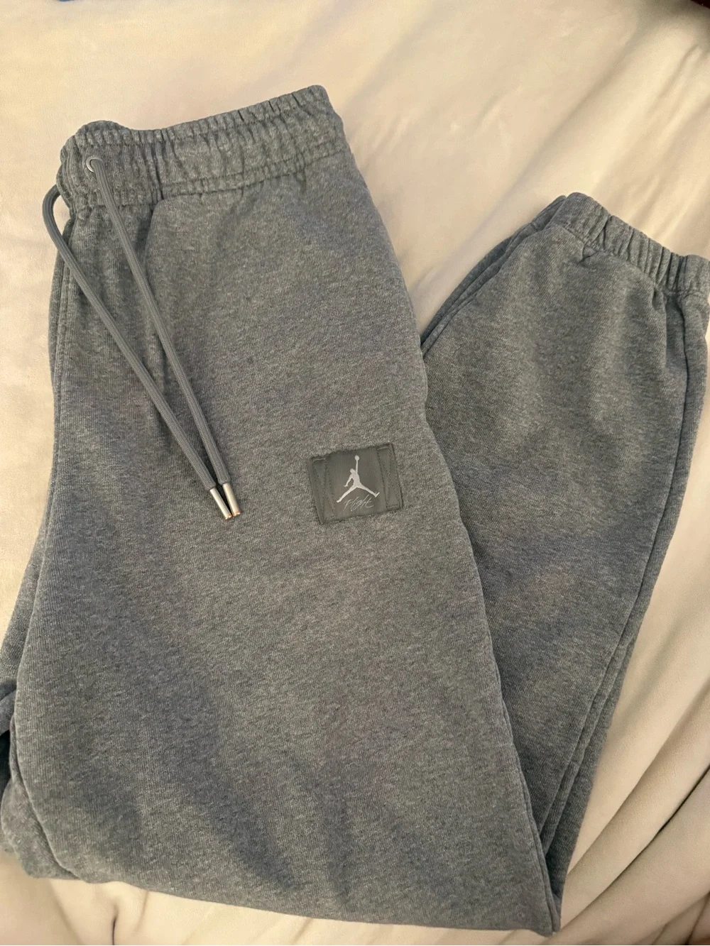 Jordan Mens Grey Sweatpants